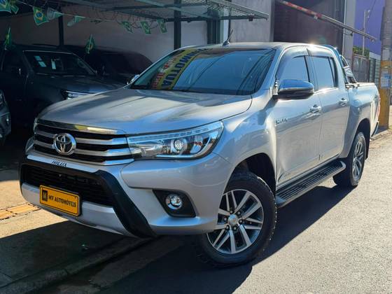TOYOTA HILUX 2.8 SRX 4X4 CD 16V DIESEL 4P AUTOMÁTICO